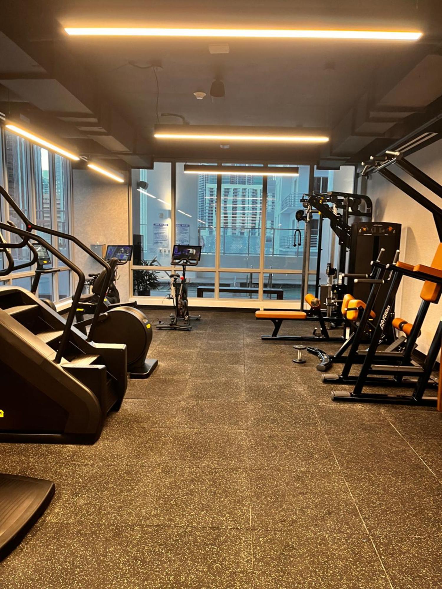 Brand New Modern 1 Bedroom Unit Downtown ไมอามี ภายนอก รูปภาพ